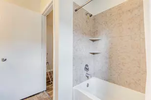 19434 Archer Glen Dr, Houston, TX 77073 - Photo 9