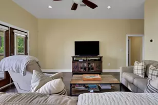 334 Sunset Dr, Livingston, TX 77351 - Photo 9