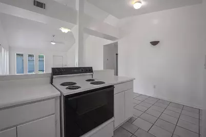 1208 Weyer Street, League City, TX 77573 - Photo 9