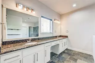 1902 Fletcher St, Houston, TX 77009 - Photo 21