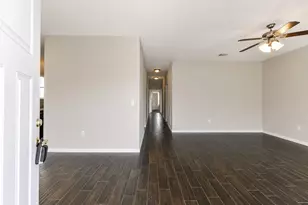 902 Virginia Ave, League City, TX 77573 - Photo 7