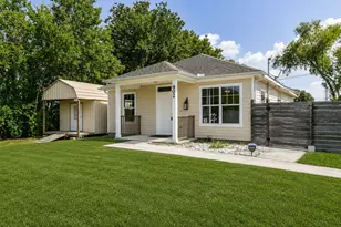 902 Virginia Ave, League City, TX 77573 - Photo 3