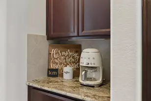 2114 Holly Manor Ct, Katy, TX 77493 - Photo 11