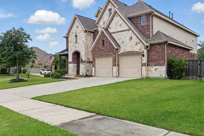 2114 Holly Manor Court, Katy, TX 77493 - Photo 3