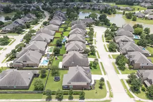 2114 Holly Manor Ct, Katy, TX 77493 - Photo 41