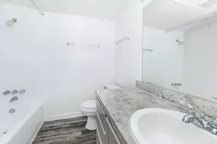 4400 Memorial Dr, Houston, TX 77007 - Photo 9