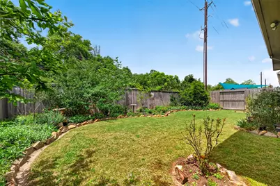 3415 McKinney Ridge Drive, Houston, TX 77059 - Photo 41