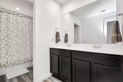 12320 Churchill Down Dr, Houston, TX 77047 - Photo 17