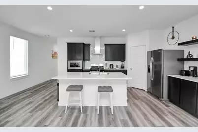 12320 Churchill Down Dr, Houston, TX 77047 - Photo 3