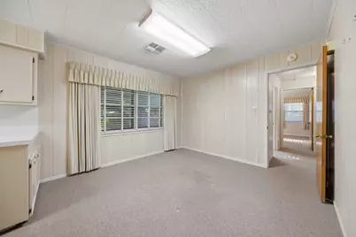 201 S Dixie Street, Brenham, TX 77833 - Photo 21