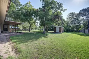 201 S Dixie St, Brenham, TX 77833 - Photo 31