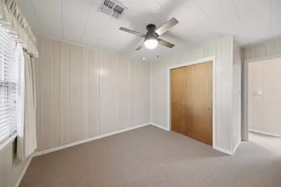 201 S Dixie Street, Brenham, TX 77833 - Photo 19
