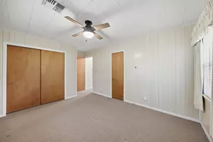 201 S Dixie St, Brenham, TX 77833 - Photo 13