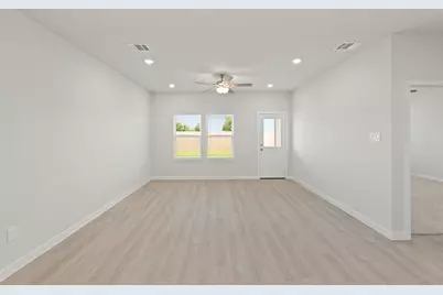420 Long Branch Drive, Dayton, TX 77535 - Photo 13