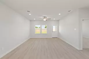 420 Long Br Dr, Dayton, TX 77535 - Photo 13