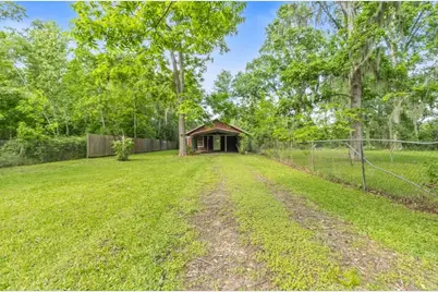 879 County Road 2167, Cleveland, TX 77327 - Photo 5