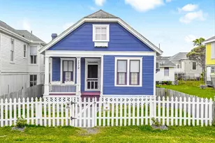 1710 Avenue O, Galveston, TX 77550 - Photo 1