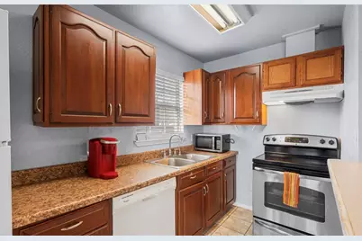 620 6th Street, Dickinson, TX 77539 - Photo 21