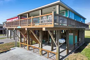 778 Wommack, Crystal Beach, TX 77650 - Photo 7