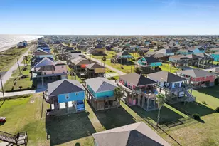 778 Wommack, Crystal Beach, TX 77650 - Photo 47