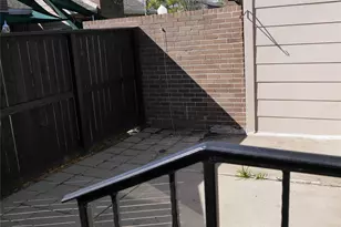 13840 Hollowgreen Dr, Houston, TX 77082 - Photo 5