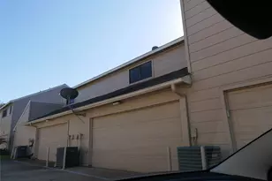 13840 Hollowgreen Dr, Houston, TX 77082 - Photo 3