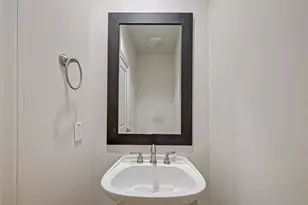 3950 Floyd St, Houston, TX 77007 - Photo 11