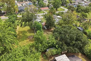 7911 Melrose St, Houston, TX 77022 - Photo 5