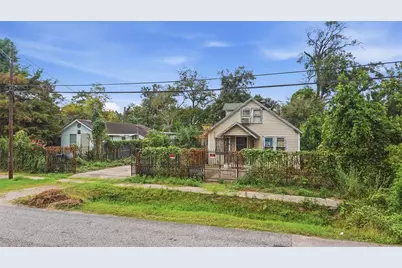 7911 Melrose Street, Houston, TX 77022 - Photo 9