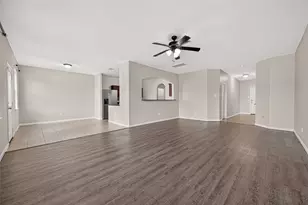 12042 Powderhorn Ln, Pinehurst, TX 77362 - Photo 3