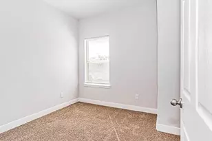 5219 E Houston Rd, Houston, TX 77028 - Photo 5
