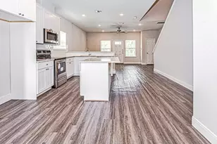 5219 E Houston Rd, Houston, TX 77028 - Photo 3