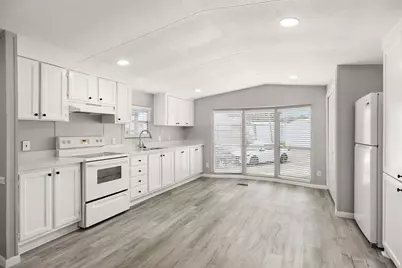 2222 N Austin Avenue #23, Pearland, TX 77581 - Photo 9