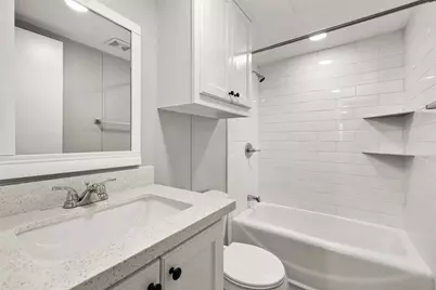 2222 N Austin Avenue #23, Pearland, TX 77581 - Photo 15