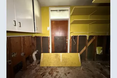 9314 Lugary Drive, Houston, TX 77074 - Photo 29