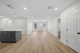 5207 Enyart St, Houston, TX 77021 - Photo 13