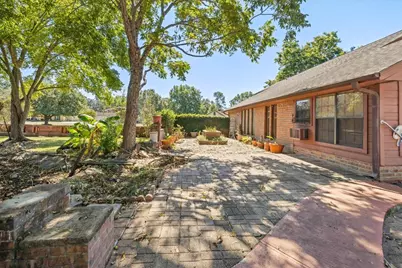 642 Meadow Lane, Winnie, TX 77665 - Photo 7