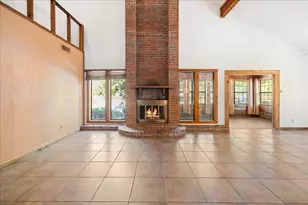 642 Meadow Ln, Winnie, TX 77665 - Photo 21