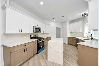 6502 Oakburl Court, Sugar Land, TX 77479 - Photo 11