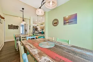 3927 Bernardo De Galvez Ave, Galveston, TX 77550 - Photo 27