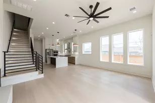 1122 E 27th St, Houston, TX 77009 - Photo 15