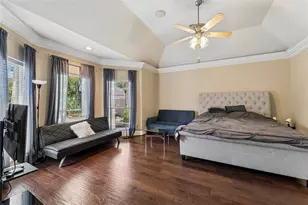 13614 Neils Branch Dr, Houston, TX 77077 - Photo 35