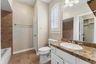 13614 Neils Branch Dr, Houston, TX 77077 - Photo 33