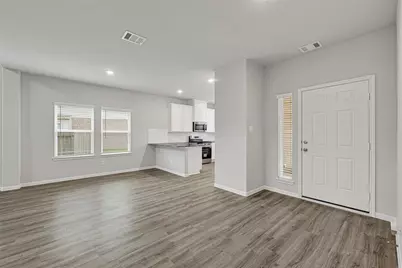 2106 Spring Hollow Drive, Baytown, TX 77521 - Photo 5