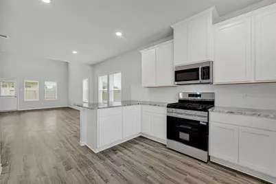 2106 Spring Hollow Drive, Baytown, TX 77521 - Photo 9
