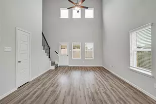 2106 Spring Hollow Dr, Baytown, TX 77521 - Photo 11