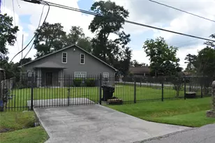 8535 Parkette Dr, Houston, TX 77028 - Photo 5