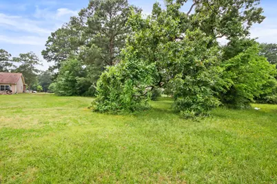 12995 Point Aquarius Boulevard, Willis, TX 77318 - Photo 19