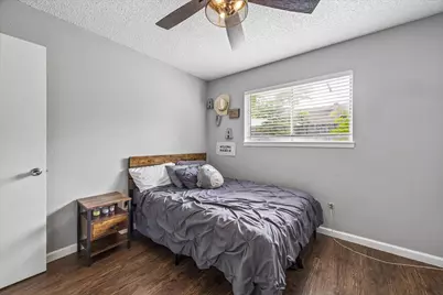 2011 Victoria Court, League City, TX 77573 - Photo 17