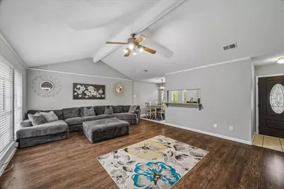 2011 Victoria Court, League City, TX 77573 - Photo 5
